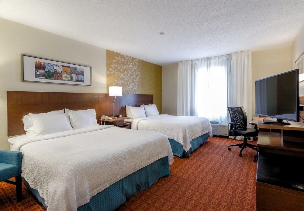 Fairfield Inn And Suites By Marriott Potomac Mills Woodbridge Eksteriør bilde