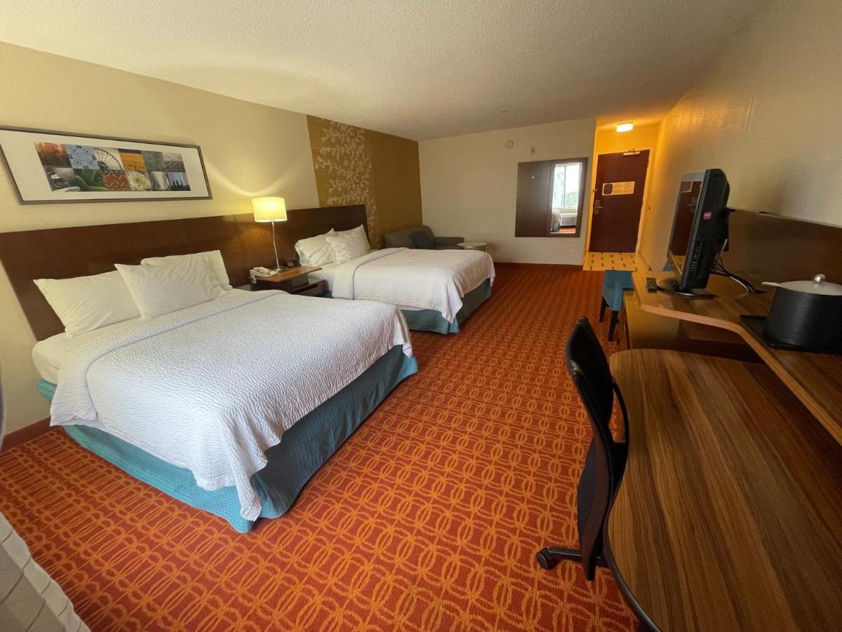 Fairfield Inn And Suites By Marriott Potomac Mills Woodbridge Eksteriør bilde