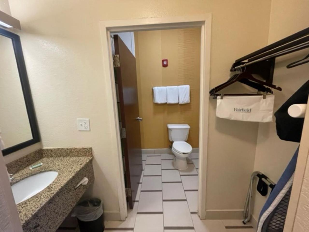 Fairfield Inn And Suites By Marriott Potomac Mills Woodbridge Eksteriør bilde