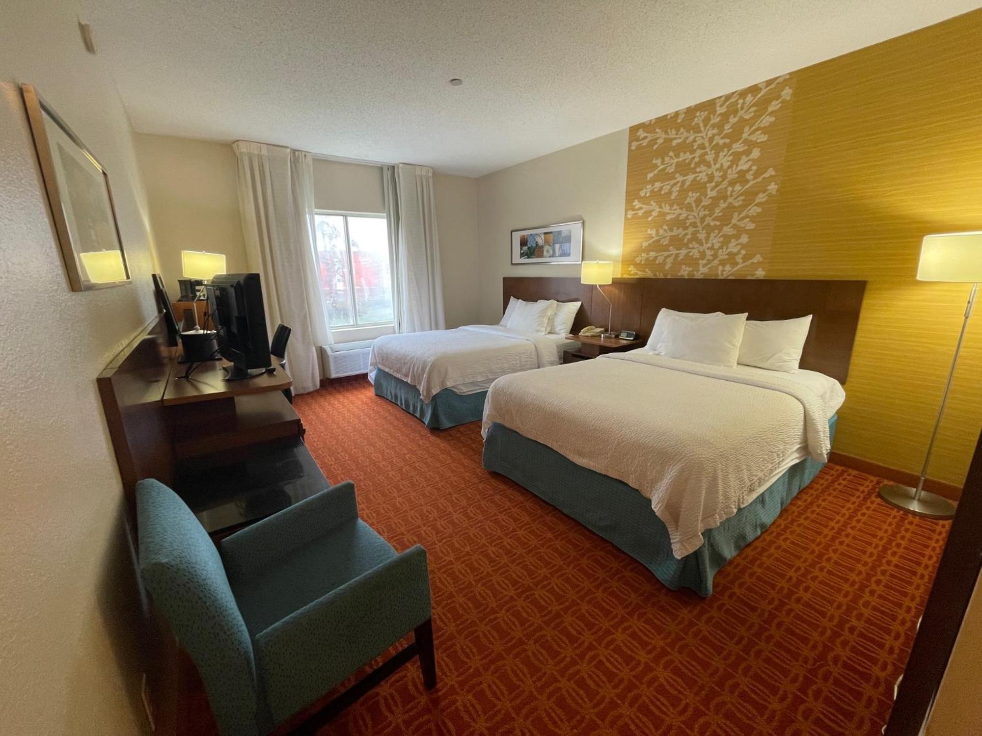 Fairfield Inn And Suites By Marriott Potomac Mills Woodbridge Eksteriør bilde