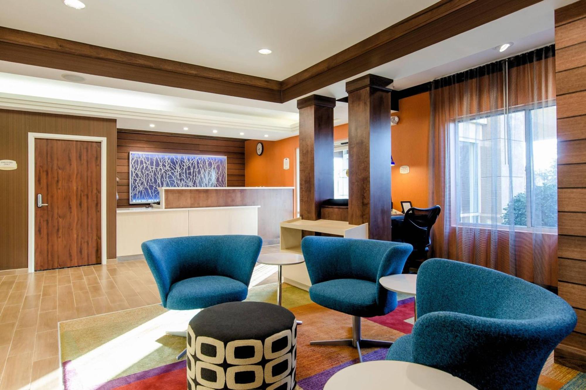 Fairfield Inn And Suites By Marriott Potomac Mills Woodbridge Eksteriør bilde