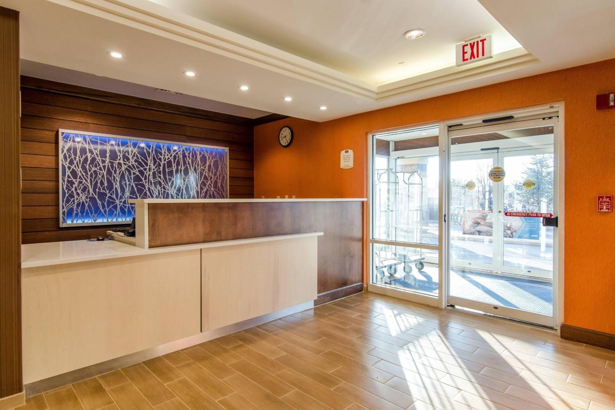 Fairfield Inn And Suites By Marriott Potomac Mills Woodbridge Eksteriør bilde
