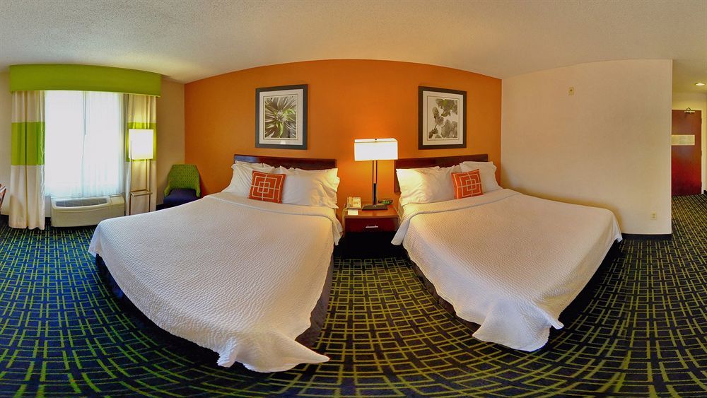 Fairfield Inn And Suites By Marriott Potomac Mills Woodbridge Eksteriør bilde