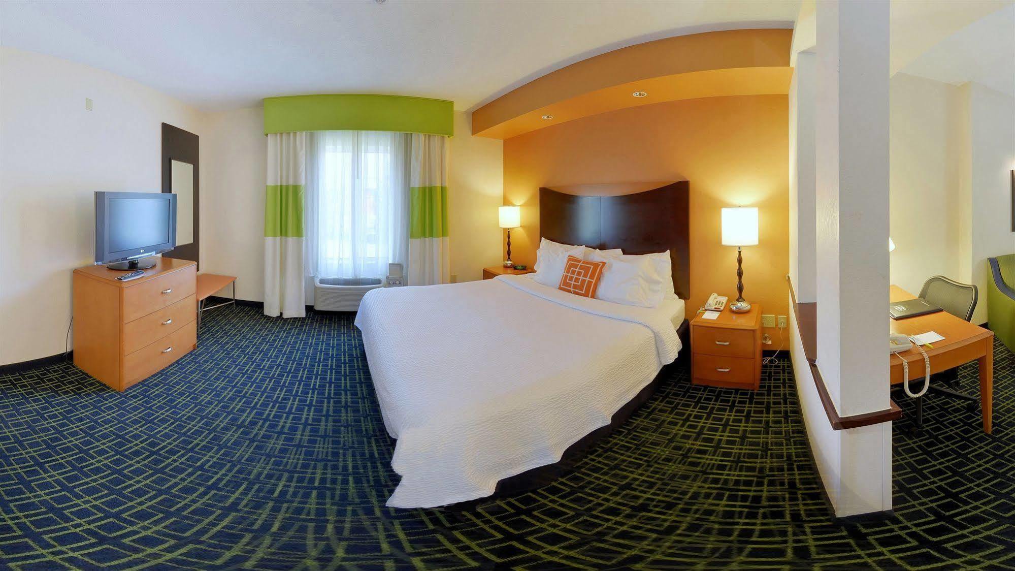 Fairfield Inn And Suites By Marriott Potomac Mills Woodbridge Eksteriør bilde