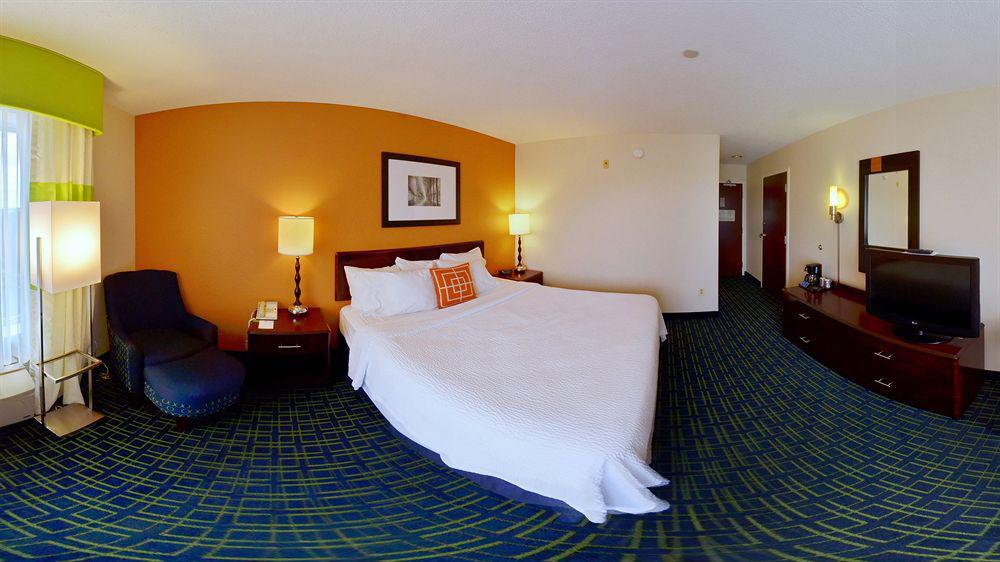 Fairfield Inn And Suites By Marriott Potomac Mills Woodbridge Eksteriør bilde