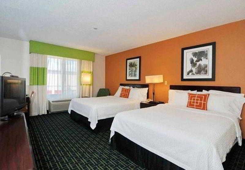 Fairfield Inn And Suites By Marriott Potomac Mills Woodbridge Eksteriør bilde